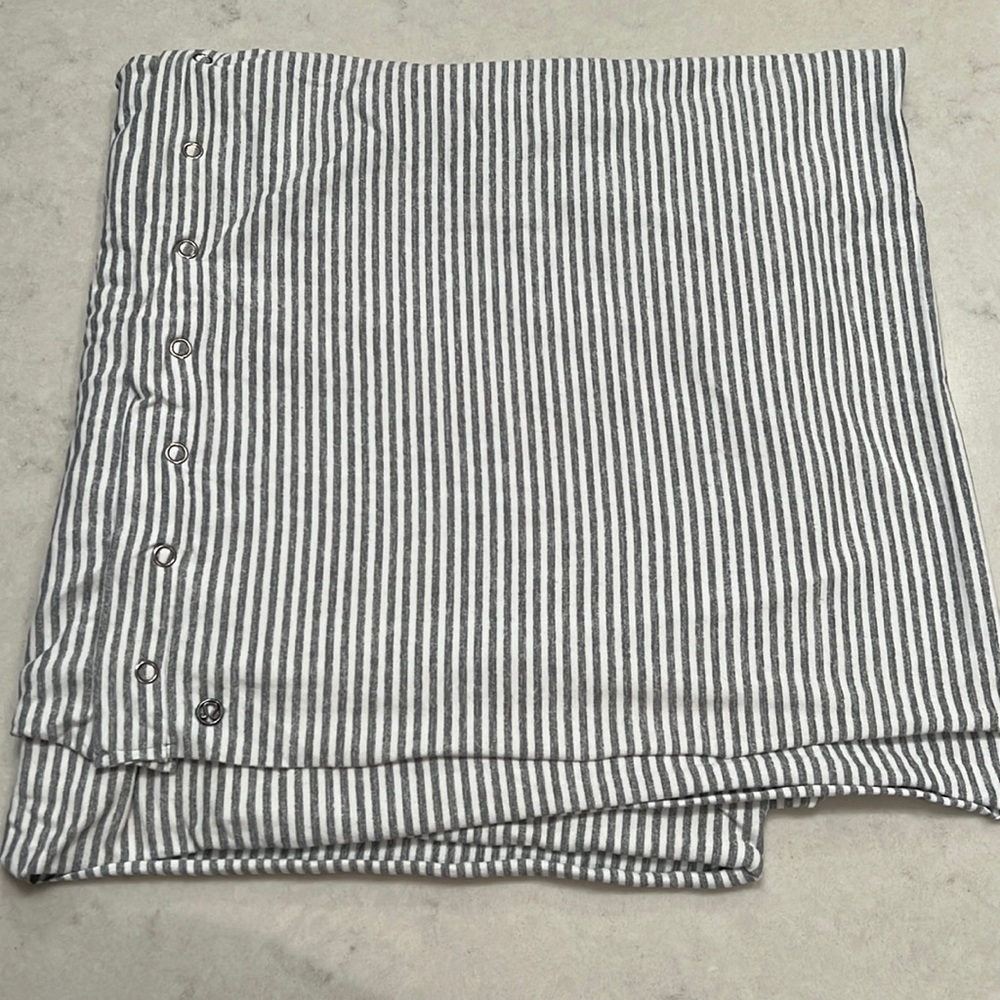 Lululemon Jersey multi-purpose scarf/wrap